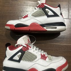 Jordan 4 Fire Red