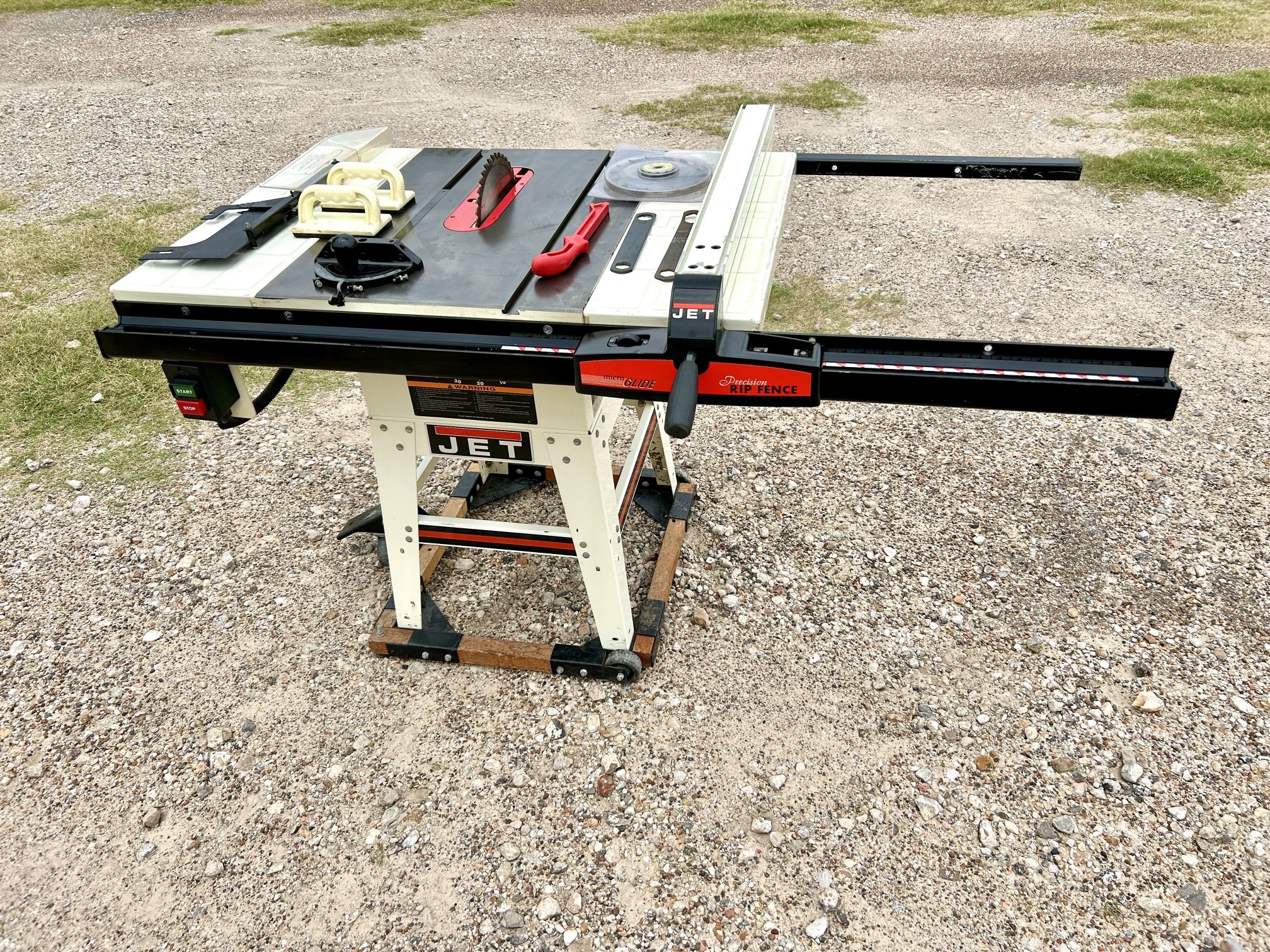 Jet 10 Inch Cast Iron Belt Drive Table Saw