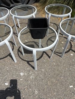 10 Metal patio Tables