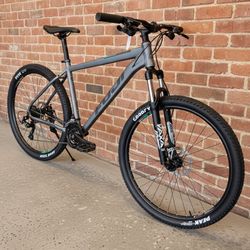 SALE! NEW 19" FUJI NEVADA 1.9 27.5 SATIN GRAPHITE HARDTAIL MTB MTN MOUNTAIN BIKE