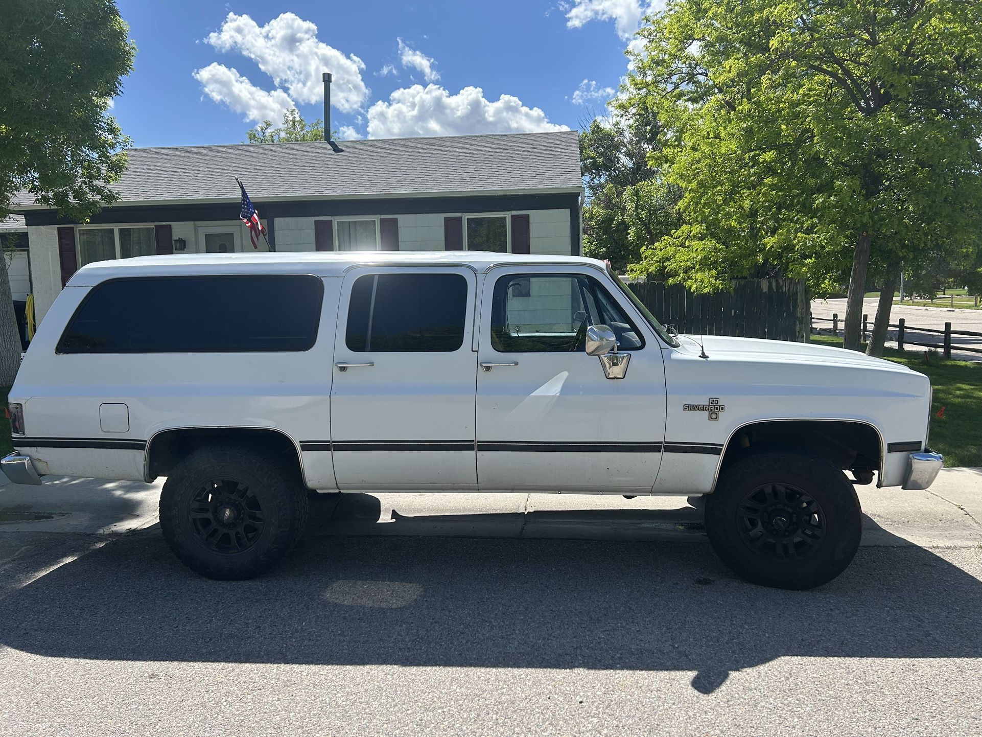 1988 Suburban K20 5.7L Chevy Small Block