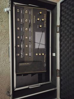 Headrush prime w/ rolling roadcase