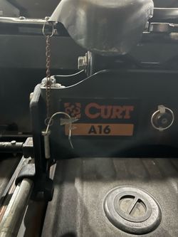 Curt A16 5th wheel hitch