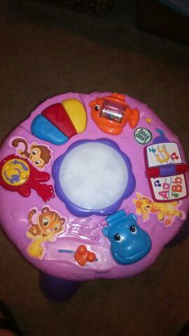 LeapFrog Animal Adventure Learning Table