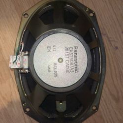 6,8 Panasonic Car Speakers 