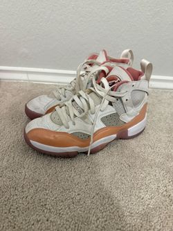 Women Jordan shoes