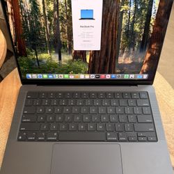 MacBook Pro 14 inch M4 Pro 24GB, 512GB