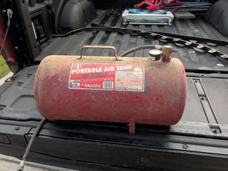 Portable air tank