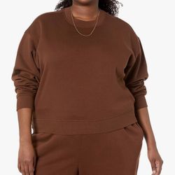 Amazon Essentials Women's Cropped Drop Shoulder Sweatshirt Size 6x