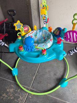 Baby bouncer