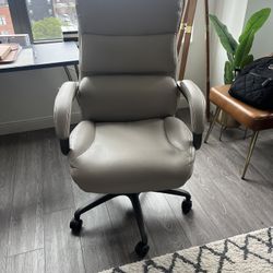 Plush, Faux Leather Office Chair