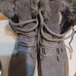 Sorel Gray Boots - size 8.5 woman