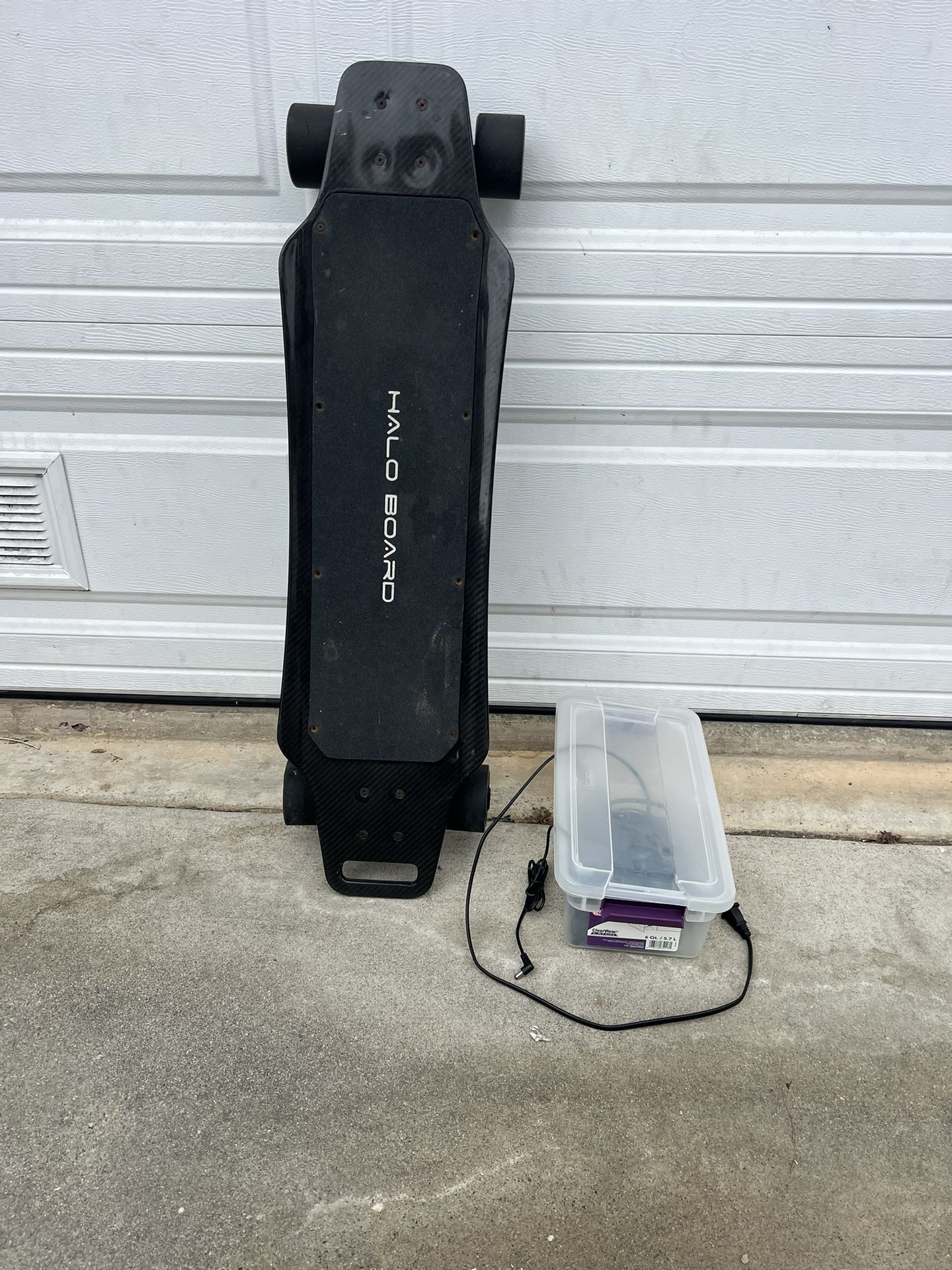 Halo Board electric skateboard with remote