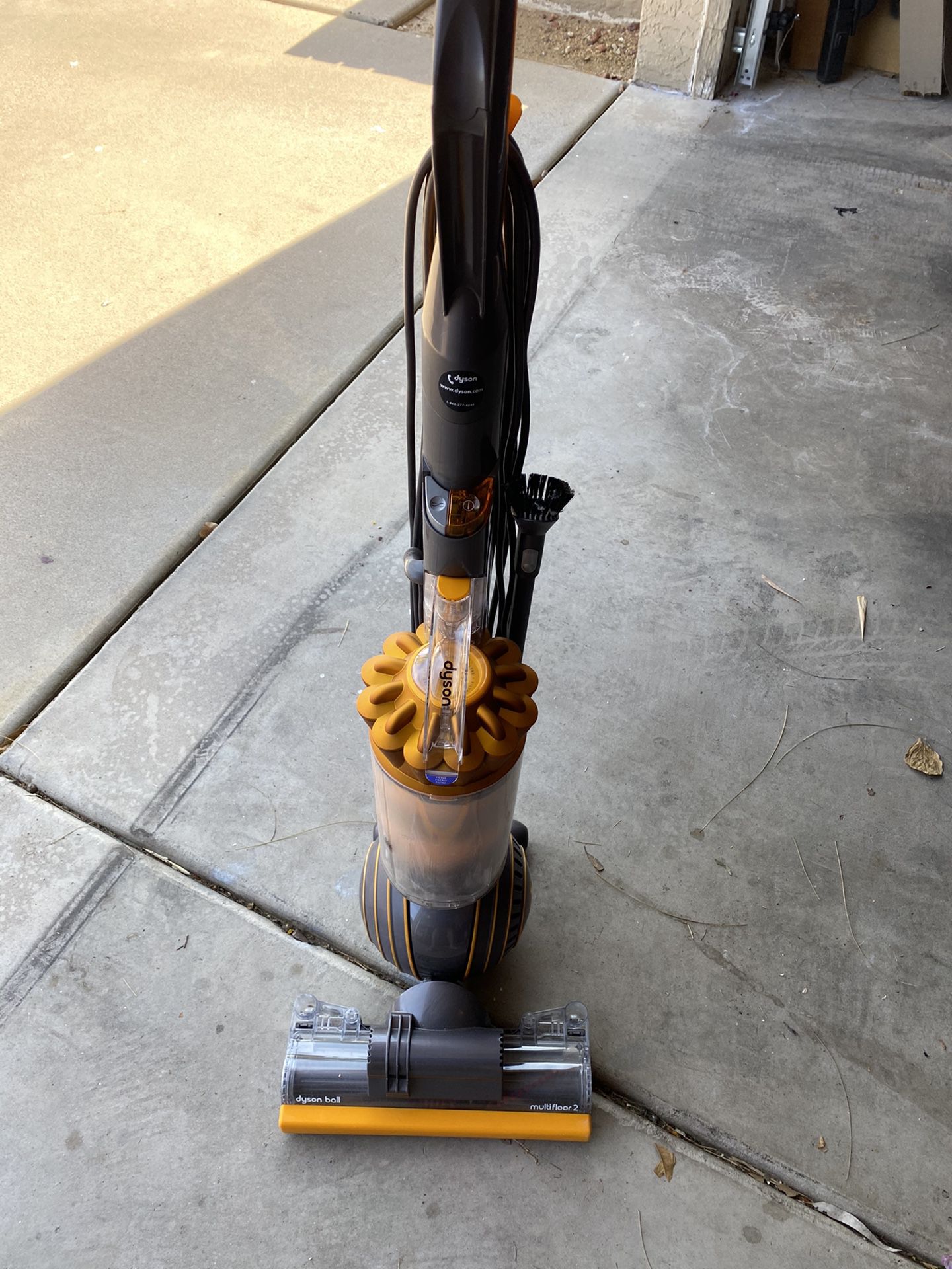 Dyson ball roller vacuum