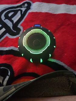 BT CARABINER SPEAKER