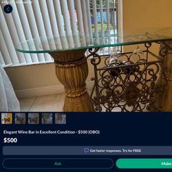 Table  TV  Licorice, Good Condición.