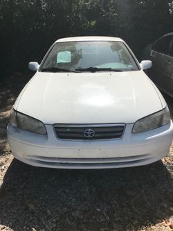 2000 Toyota Camry