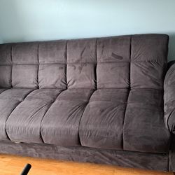 Futon Poundex