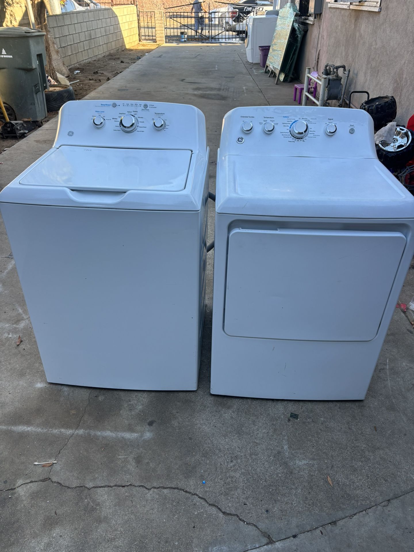 Washer And Dryer 