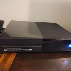 Xbox One Model 1540 (500G) with Power Cable 