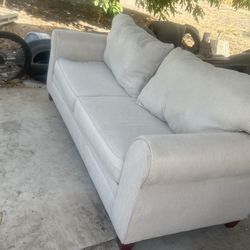 Couch With Hide A Bed