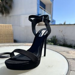 New Steve Madden Platform Heels Woman’s Size 10
