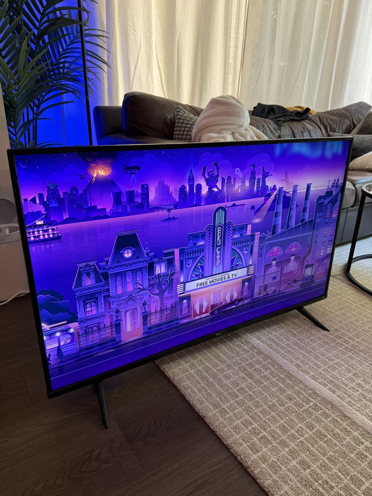 TCL 50" Roku Smart TV