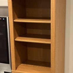 2 BEAUTIFUL OAK FINISH SHELVING UNITS. IN PERFECT CONDITION.  Working TV Included.