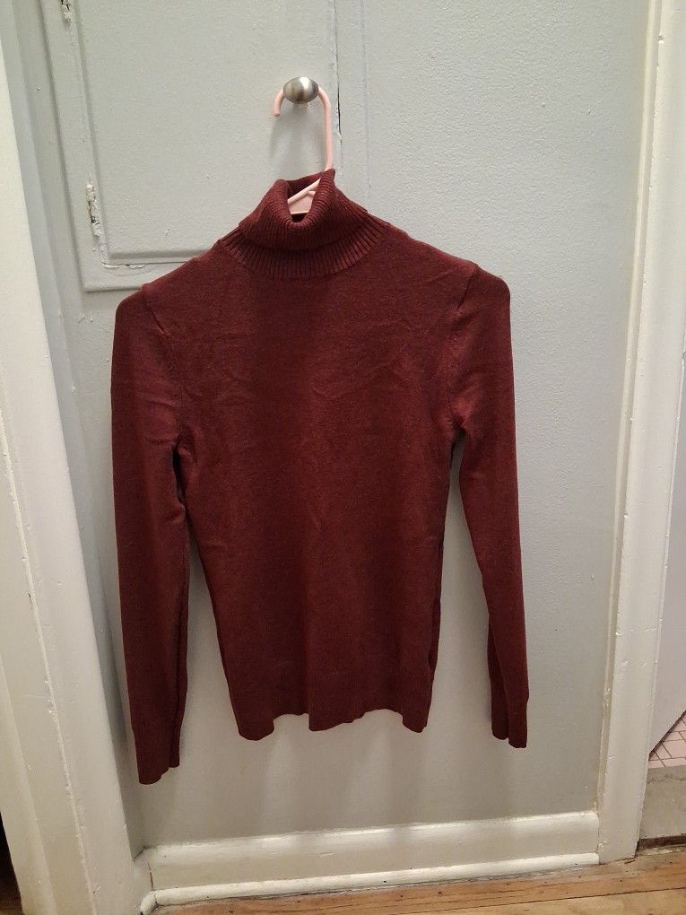 Light-weight Trutle -Neck Sweater!!