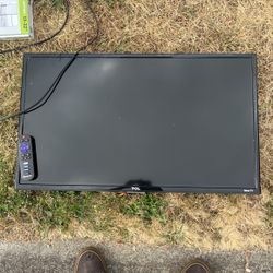 TLC 32” Roku Tv