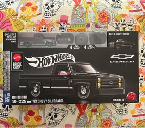 Hot Wheels Mattel Brick Shop '83 Chevy Silverado Building Set