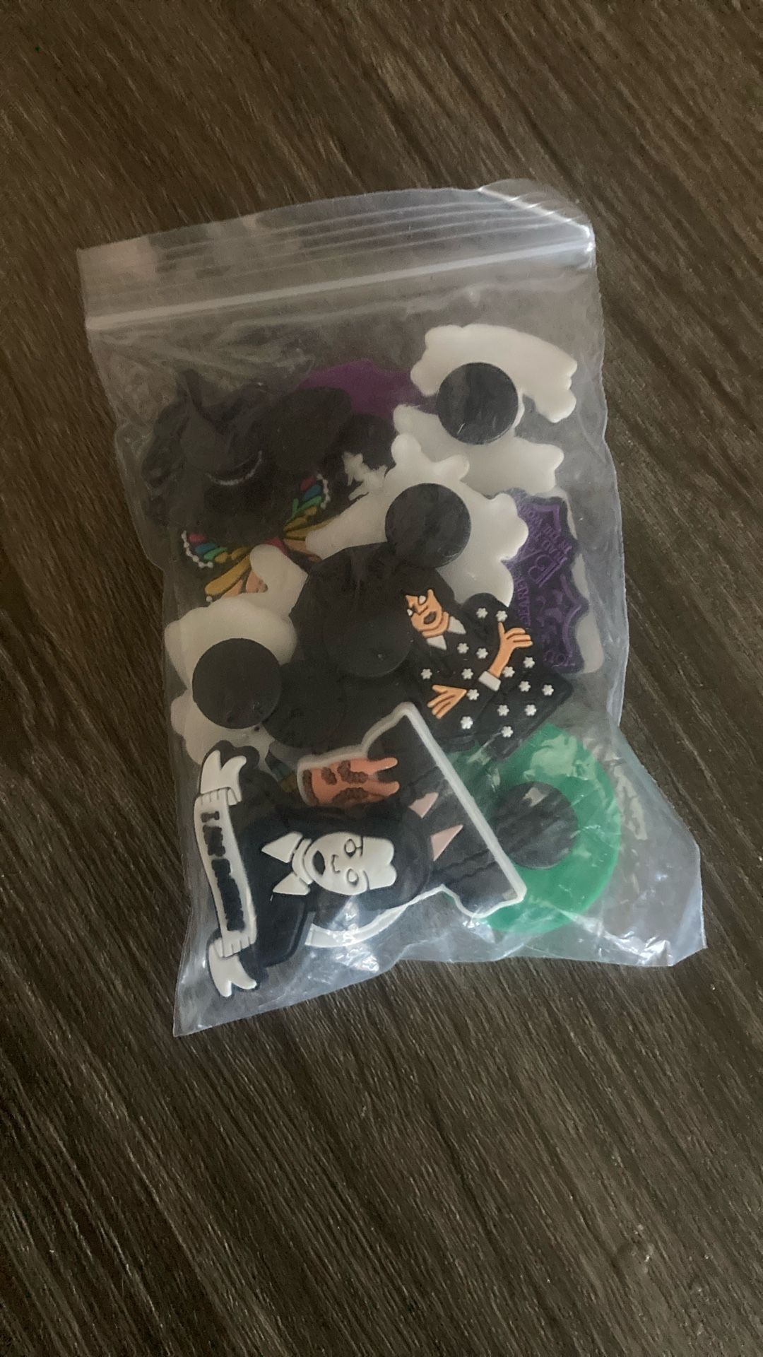 Croc charms