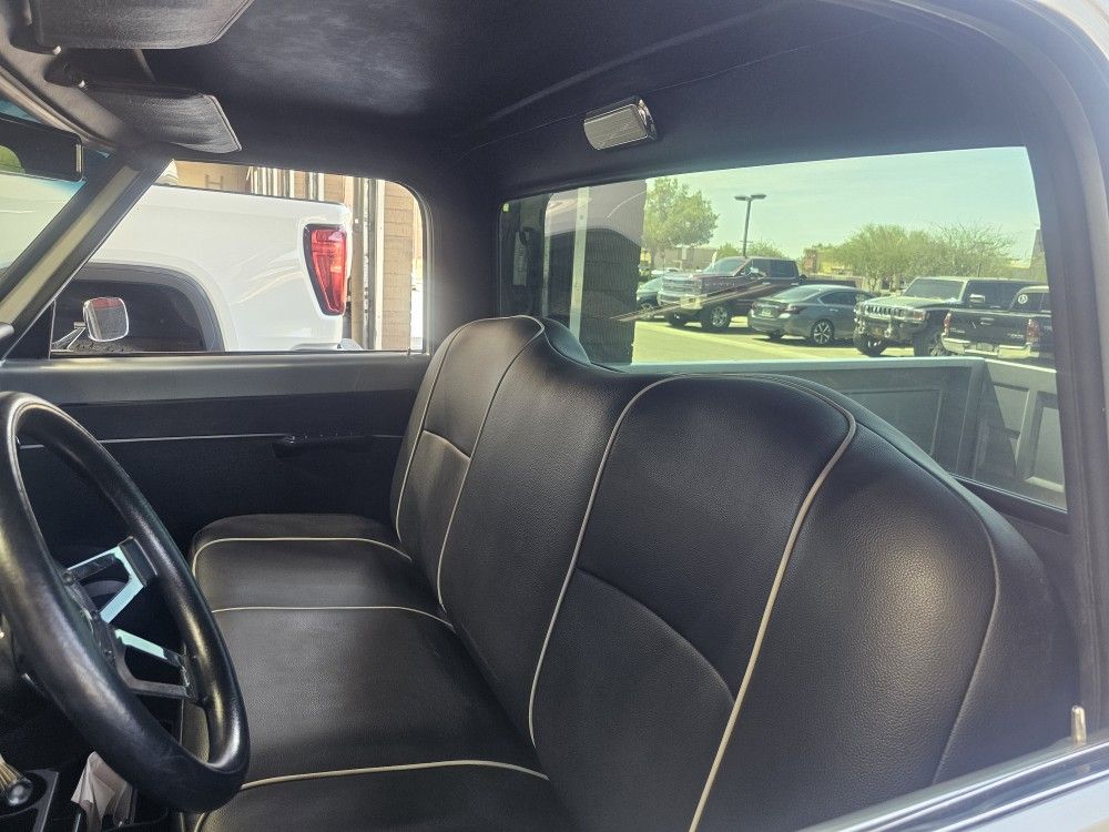 C10 Bench Seat