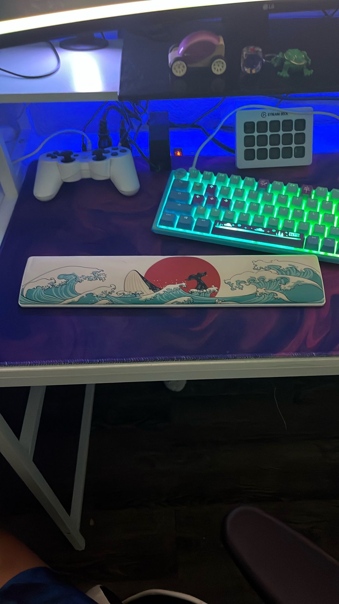 Wrist Rest. Whale
