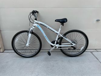 Schwinn mountain bike 21 speed bicycle