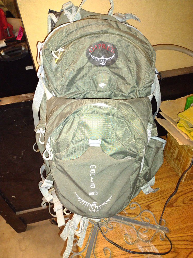 Osprey Manta 30 Backpack