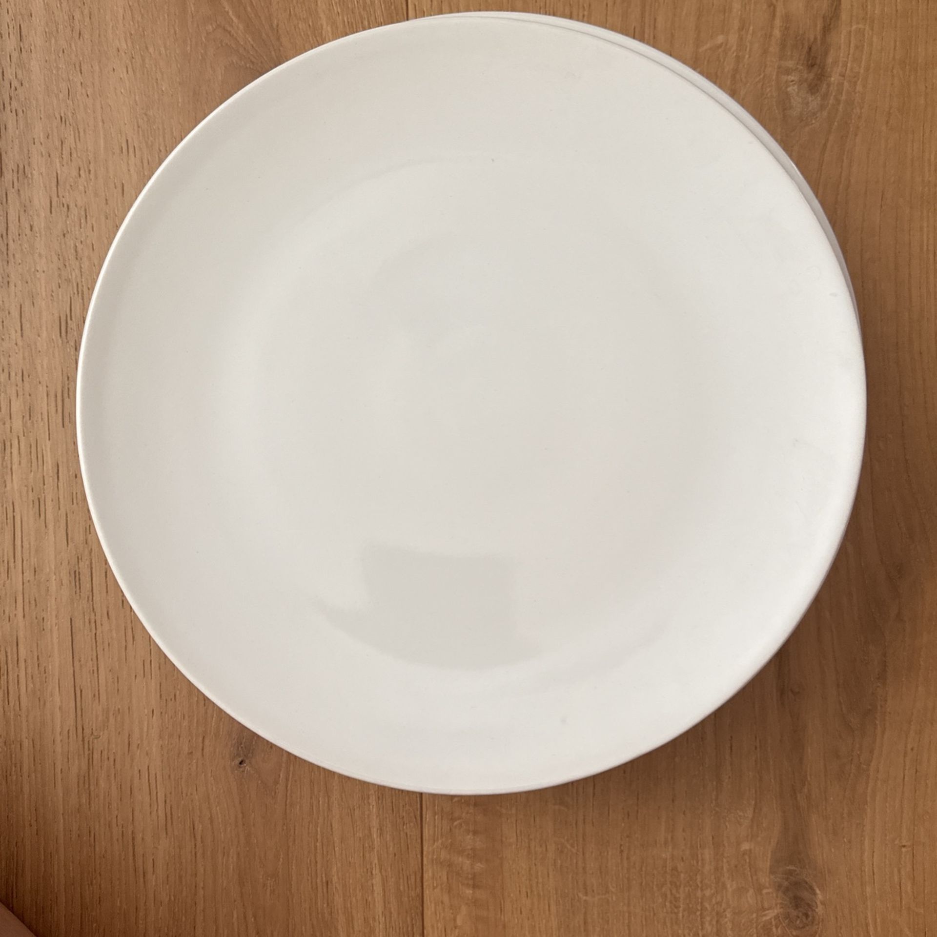 6 IKEA large dining plates
