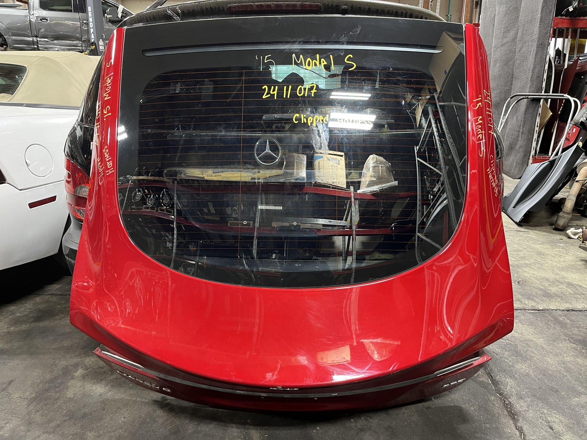 2015 Tesla Model S OEM Trunk Lid Tailgate Assembly 