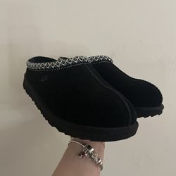 Women’s Black Tasman Uggs