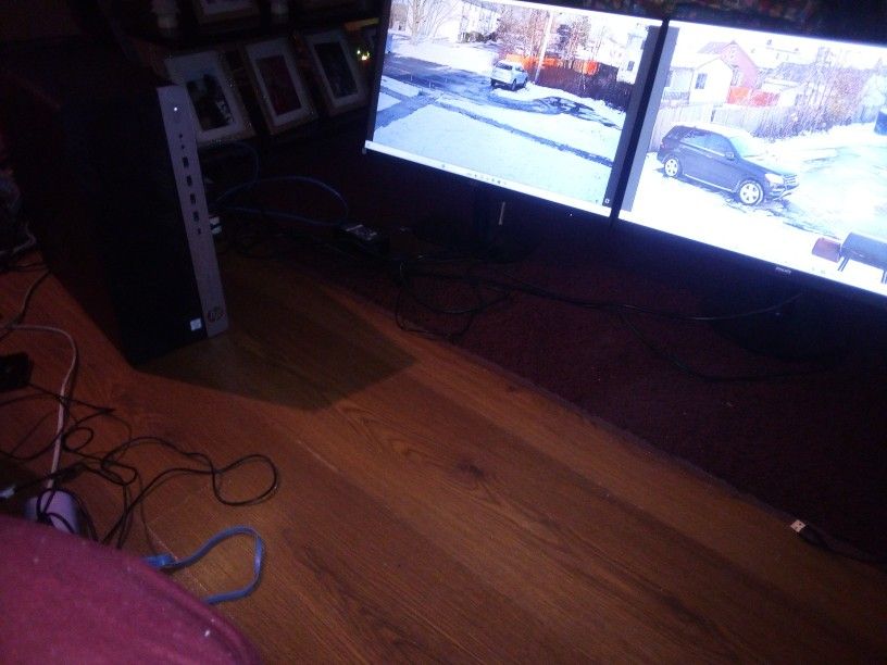 HP Windows 11. 32 GB 128 SSD 500 HDD Can't Hook Up For Monitors Comes With Two Monitors