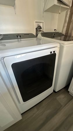 Samsung Washer and Dryer Set (Electric)