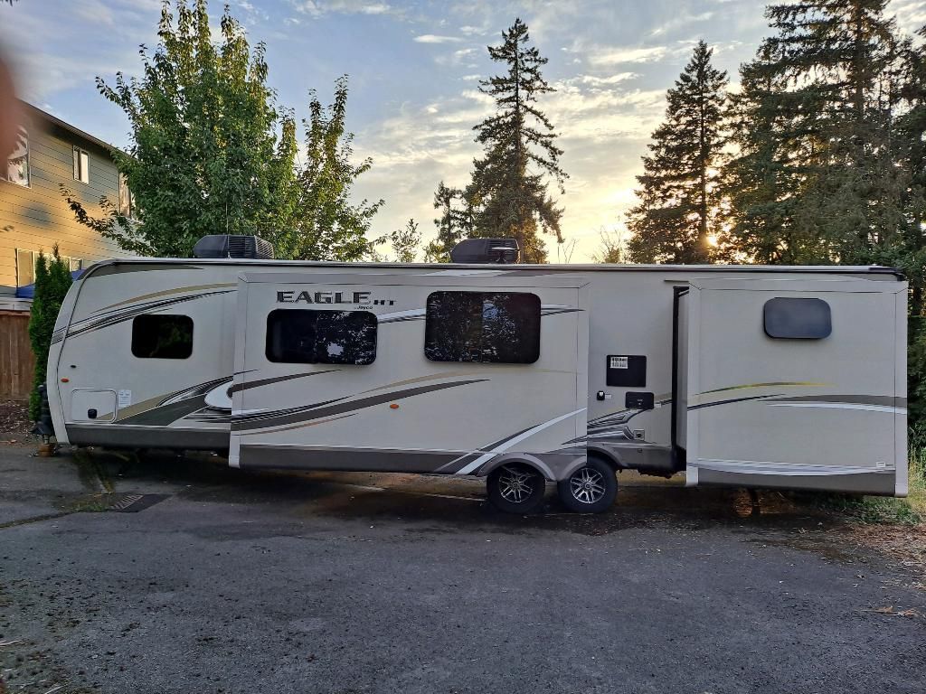 2018 Jayco Eagle HTTravel Trailer w/rear BUNKHOUSE for Sale in
