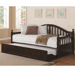 Daybed with Trundle