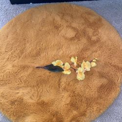 Beautiful   for couch orange yellow sunny  round  glam  fur elegant 
