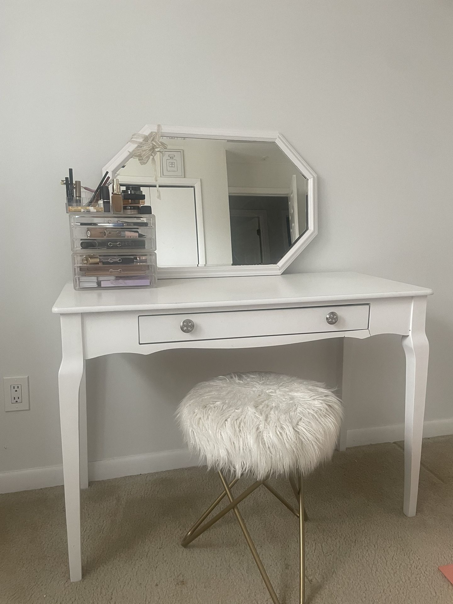 White Vanity Makeup Desk