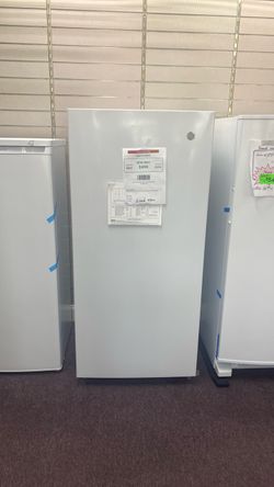 GE Garage Ready 14.2 cu. Ft. Frost Free Defrost Upright Freezer in White