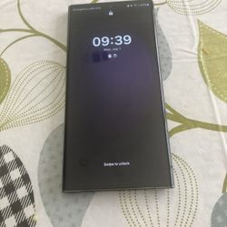 Samsung Galaxy S24 Ultra 256 GB Titanium Phone