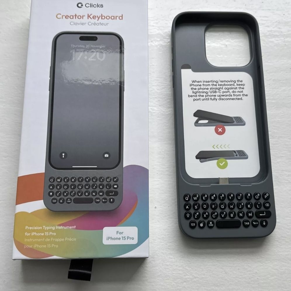 Clicks Creator London Sky iPhone 15 Pro Max keyboard case Clicks Creator London Sky iPhone 15 Pro Max keyboard case
