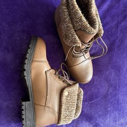 Tied Ankle Boot