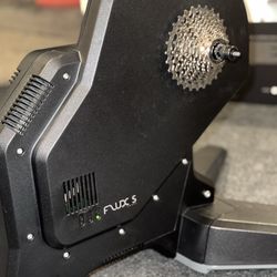 Tacx Flux S Smart Bike Trainer